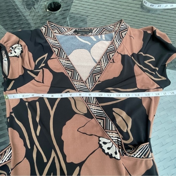 Bcbg MAXAZRIA $300 Black Brown Floral Belted Wrap Dress knee length Sz M - Picture 8 of 13